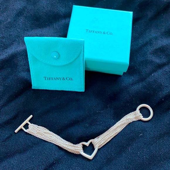 Tiffany & Co. mesh toggle heart bracelet - Picture 2 of 8